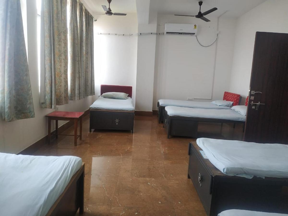Ashiyana Rest House Deoghar Esterno foto